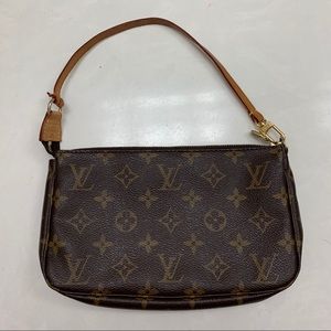 💯% AUTH Louis Vuitton Pochette Accessories 🥰